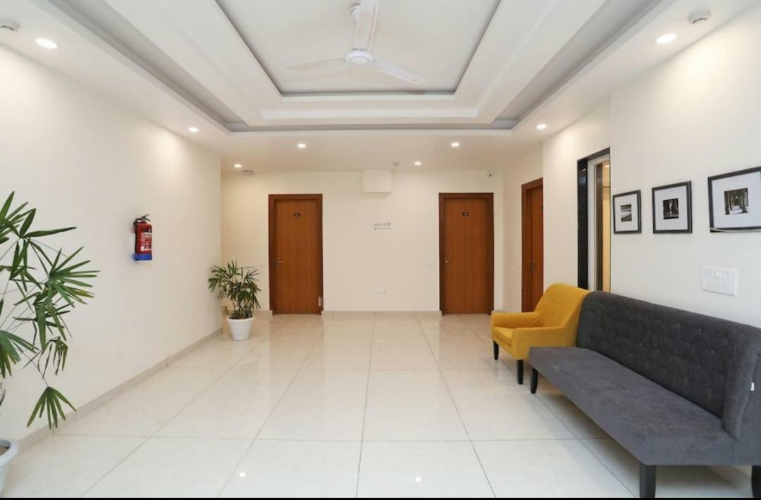 Hotel Galaxy Inn Gurgáon Kültér fotó