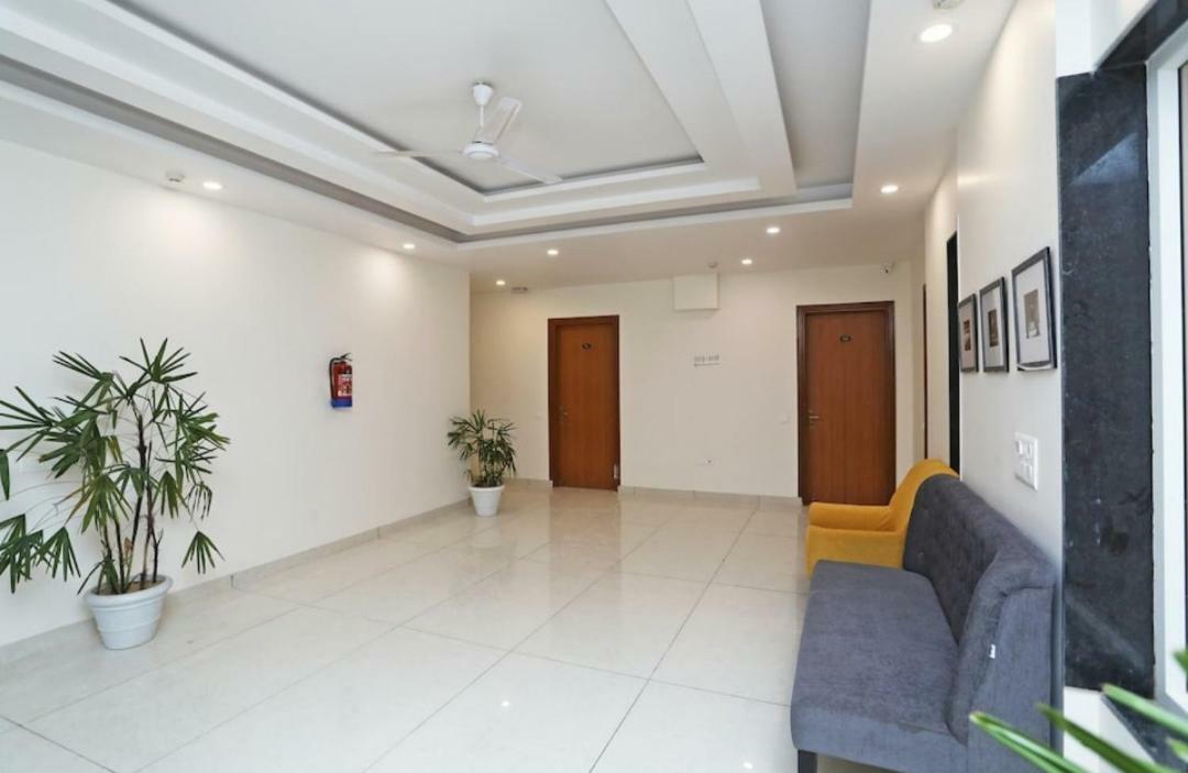 Hotel Galaxy Inn Gurgáon Kültér fotó
